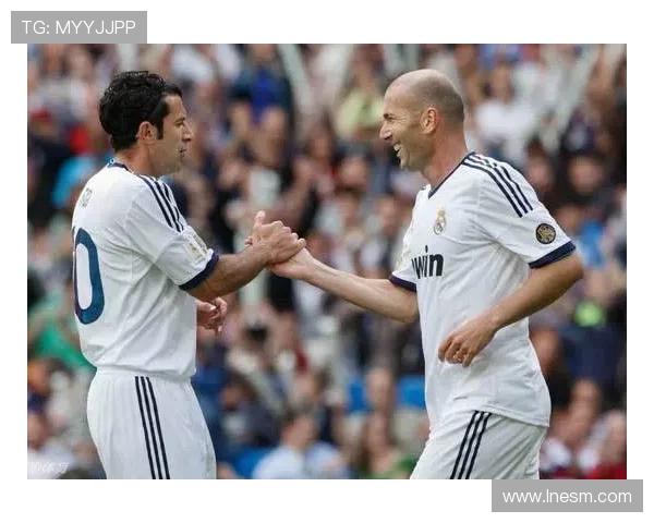 拉波尔塔回忆菲戈在巴萨的辉煌岁月强调生活必须向前看